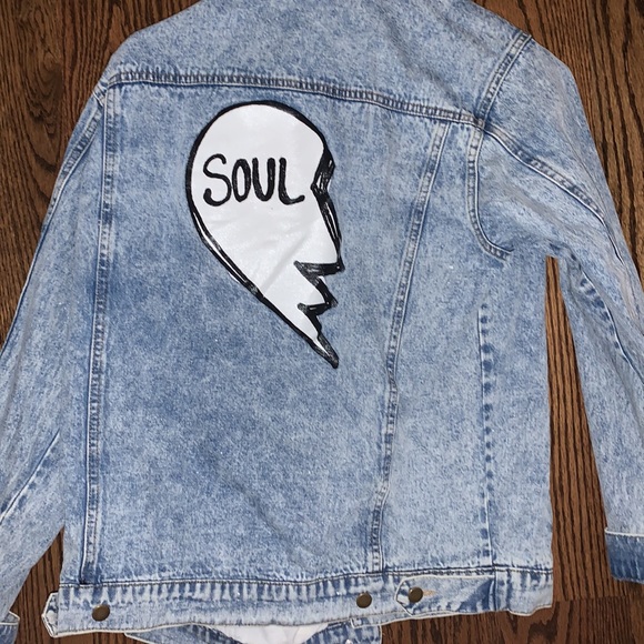 Jean jacket - Picture 2 of 3